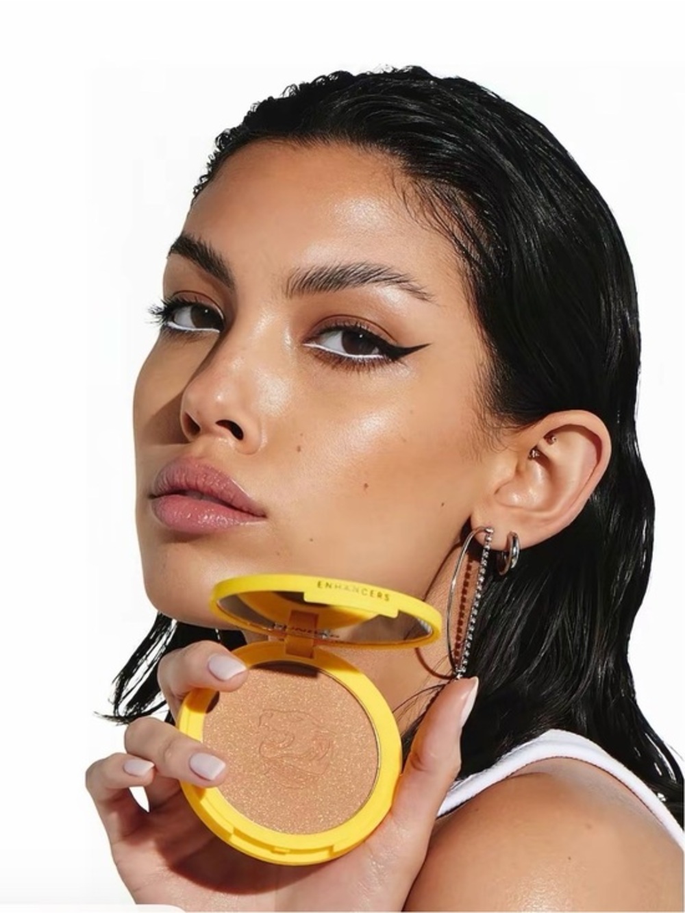 Dundas Bronzer Anonymous Step 1